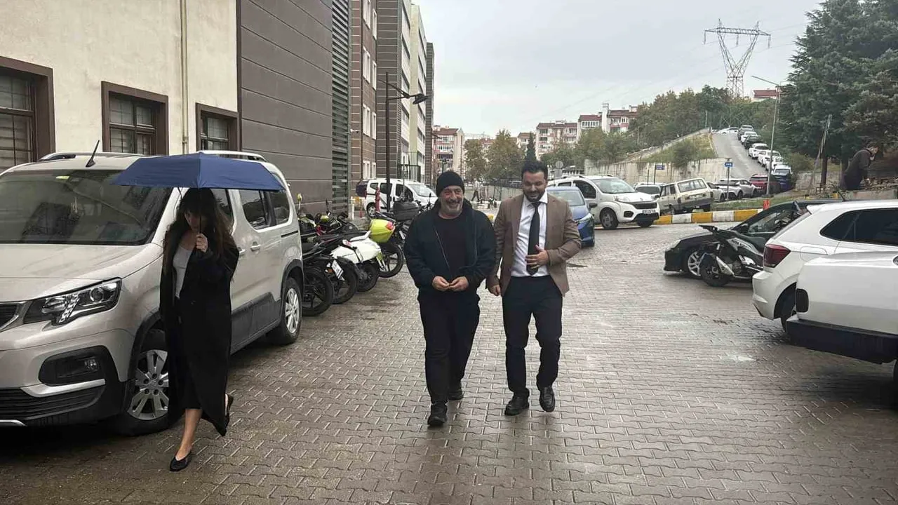 Kontrol günü Çanakkale'de: Cem Yılmaz 40. günde kalp sağlığını anlattı