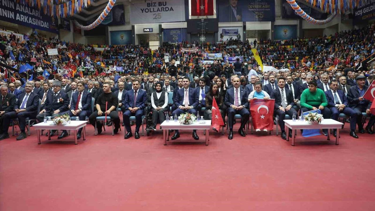 Konya buluşmasında Murat Kurum: Türkiye küresel platformlarda söz sahibi