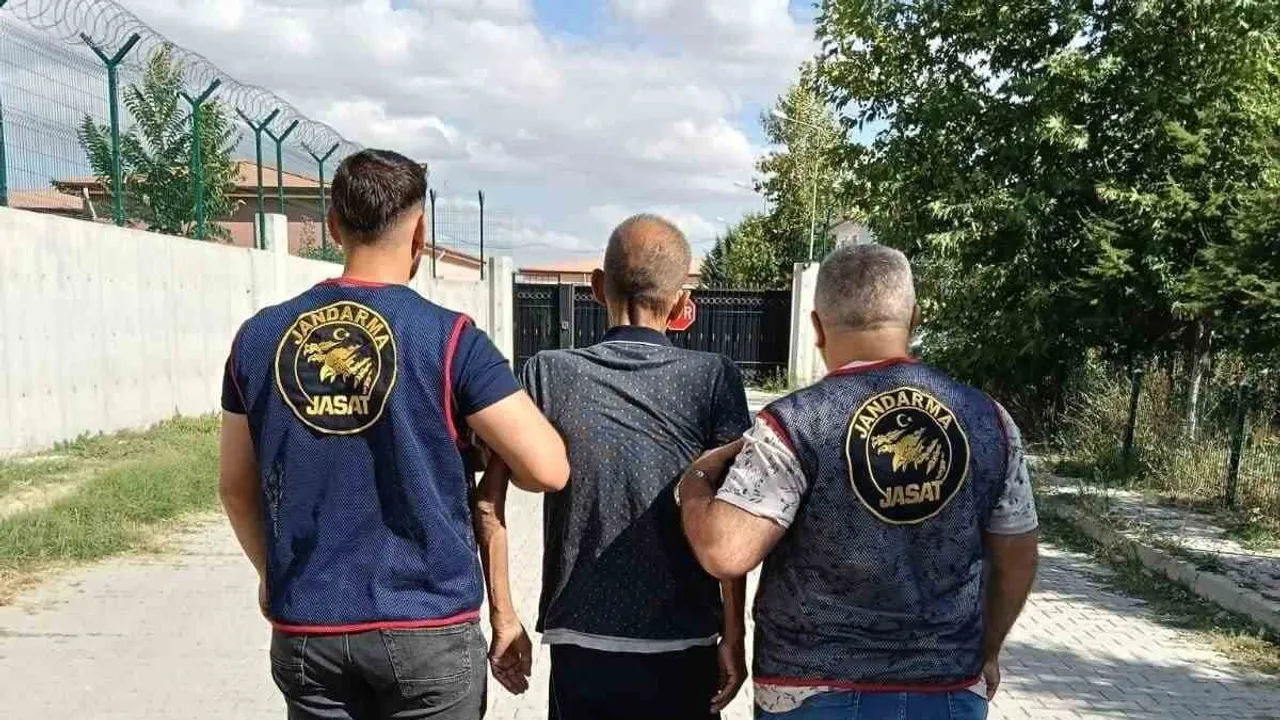 konya jandarmasının 15 günlük denetim raporu: 315 aranan kişi yakalandı