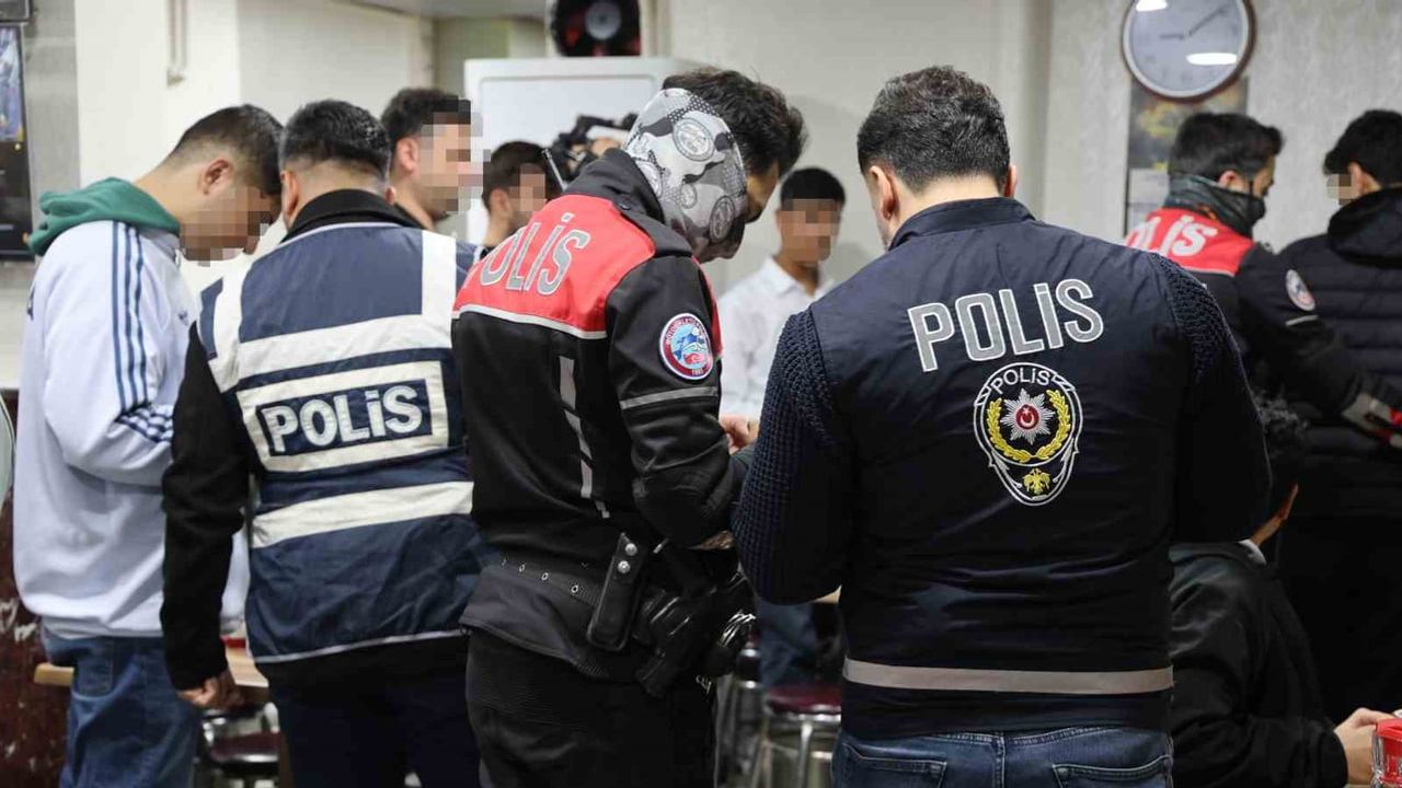 Koordineli denetimle Köfteciler Sokağı'nda güvenlik çalışması