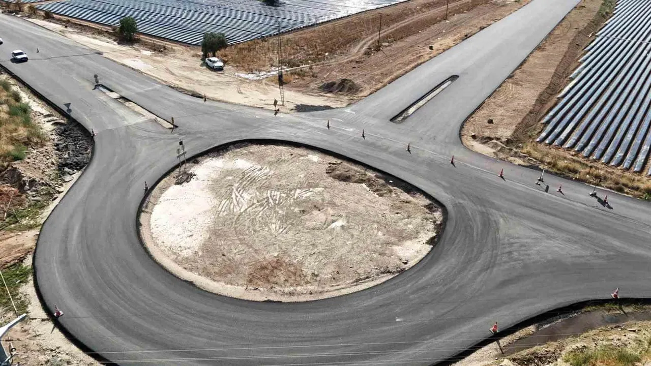 Köşk ile Dalama arasında 5 bin 300 metrelik yol trafiğe nefes aldıracak