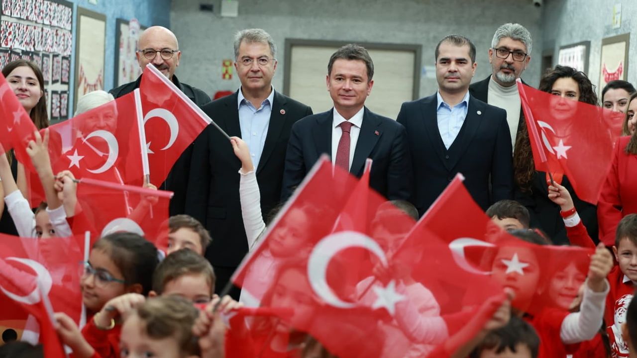 Kreşlerde cumhuriyet coşkusu: miniklerden renkli kutlama
