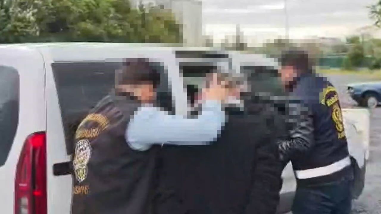 Küçükçekmece'de kameraların izini süren ekipler silahlı saldırganları yakaladı