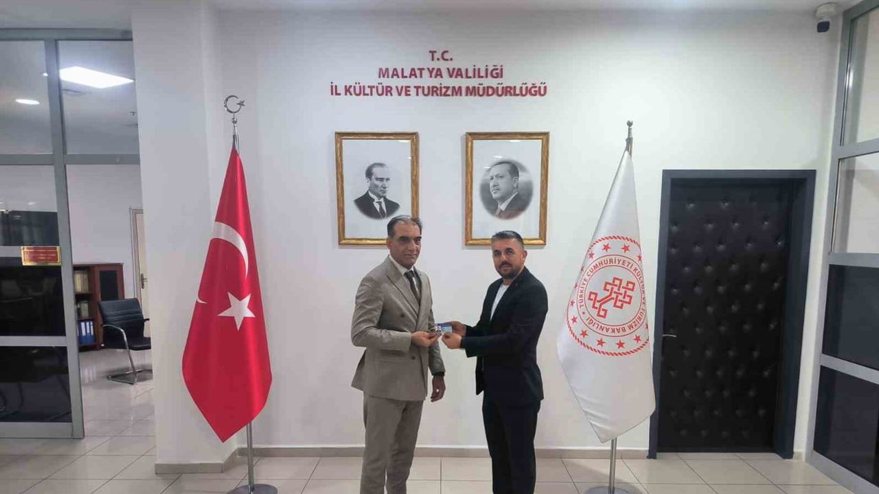Kültürel mirası taşıma sorumluluğunu üstlenen Oktay Demirci
