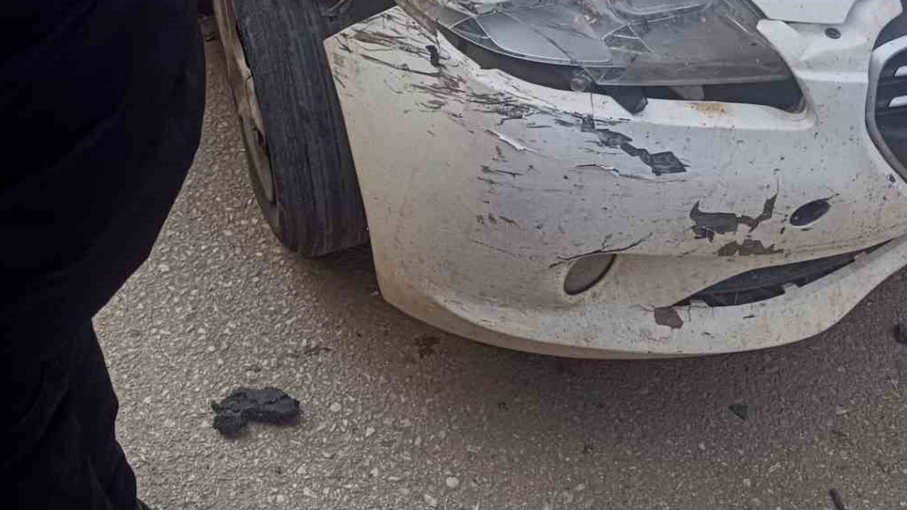 Kurtalan'da cadde ortasında çarpışma ucuz atlatıldı