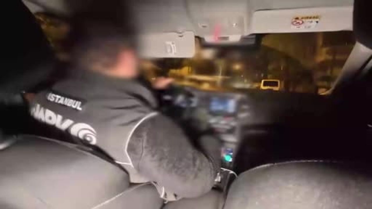 Kurye süsü veren çeteye Esenyurt'ta ağır darbe