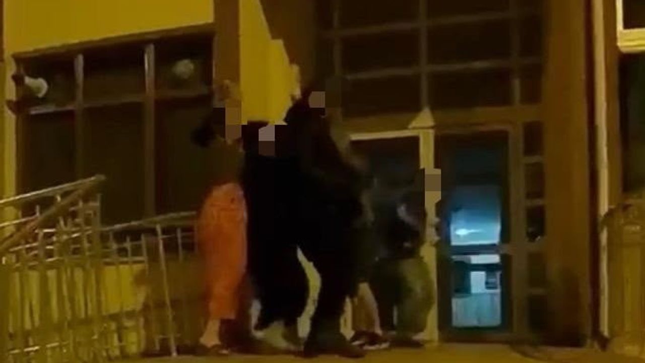 kuryeyle müşteri arasında hesap tartışması bıçaklı kavgaya dönüştü