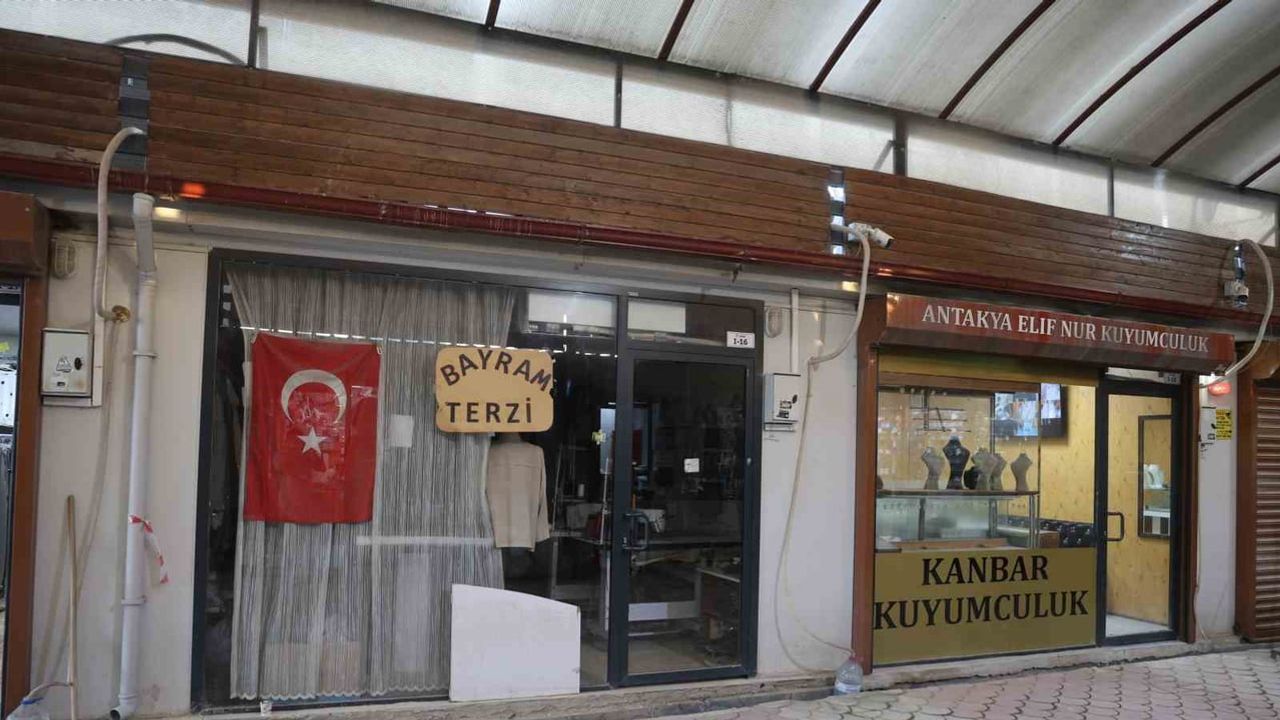 Kuyumcu soygunu girişiminde komşu esnaf kalp kriziyle hayatını kaybetti; telefonunda son arama tespit edildi