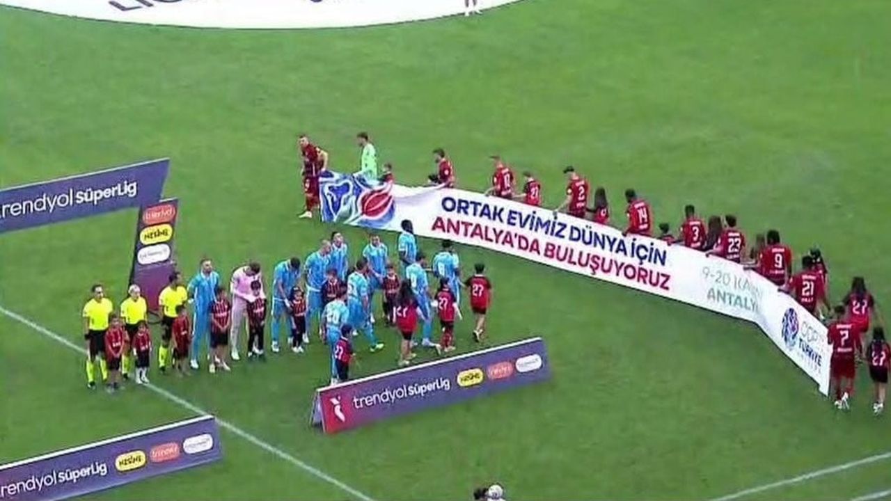 Lig maçlarında çevre çağrısı: kulüpler COP31 pankartıyla sahada