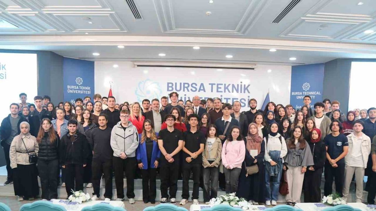 Lise öğrencileri bir ay kampüste: tercih öncesi üniversiteyi yaşatan proje dördüncü dönemine girdi