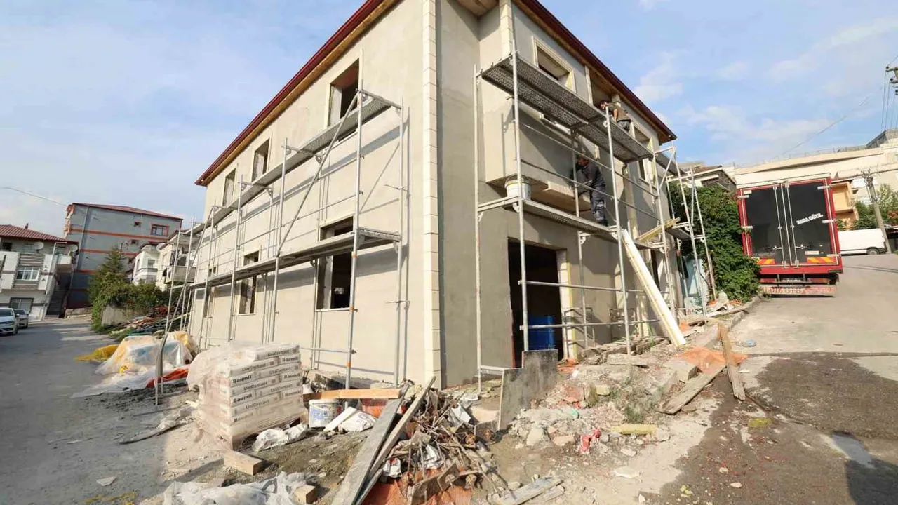 Mahalleye çok amaçlı birlik merkezi: Dilovası'na yeni taziye evi