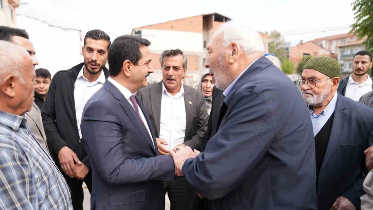 Mahalleyle sürekli temas: başkan Taşkın Nuriye'de talepleri dinledi