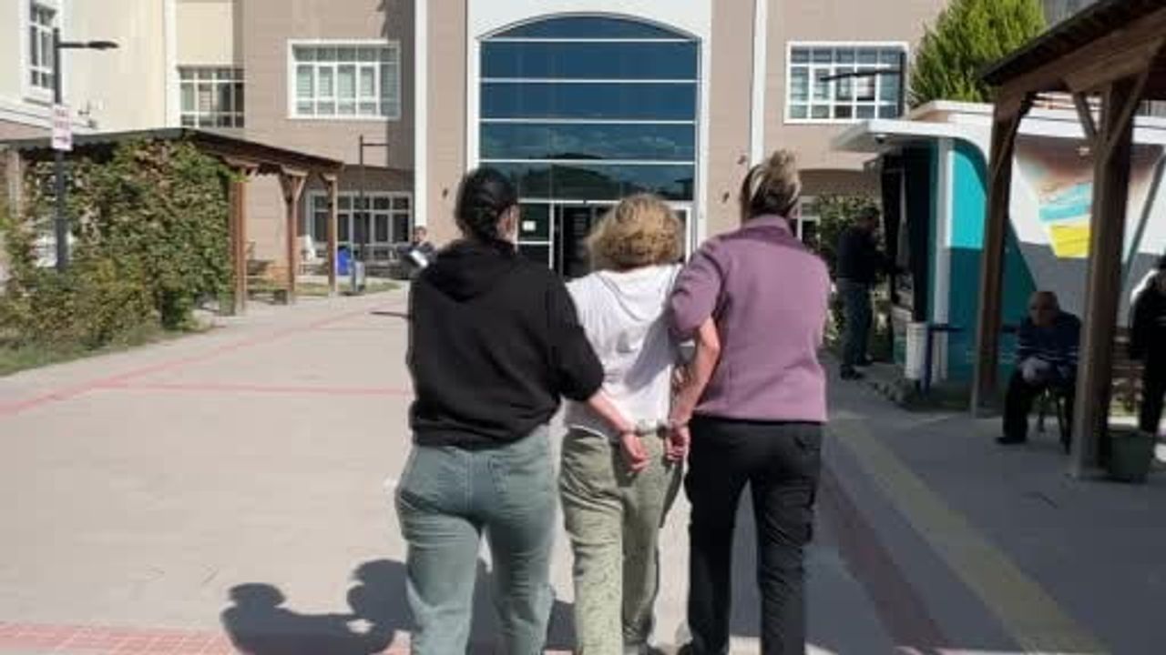 Mahkeme sınır dışı kararı verdi: Burdur'da trafiğe atlayan Ukraynalı kadın