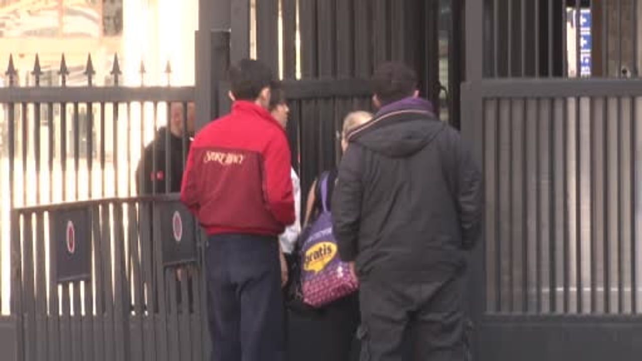 Maltepe'de çöken binada hayatını kaybeden iki kişinin cenazeleri Adli Tıp Kurumu'na götürüldü