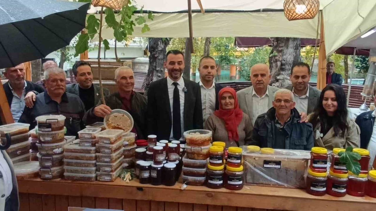 Manavgat'ta 'önce bölge tüketimi' vurgusuyla bal festivali düzenlendi