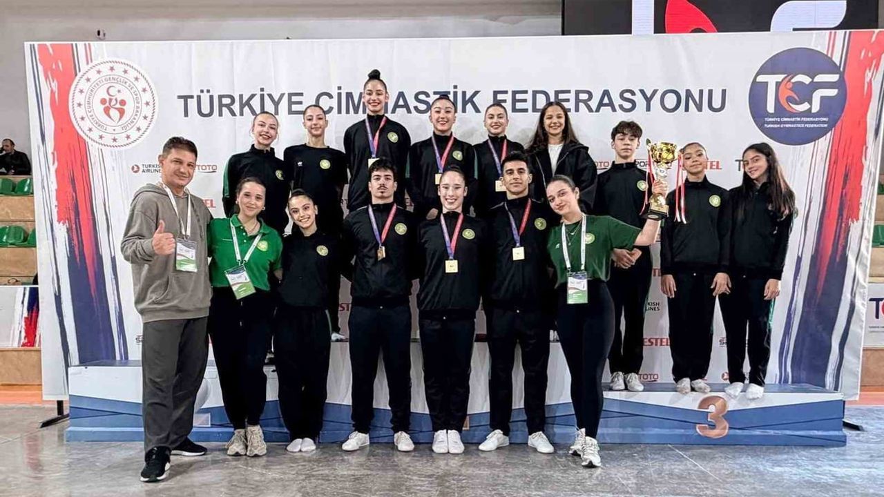 Manisa Büyükşehir Belediyespor'dan aerobikte üstünlük: 18+ takım şampiyonu ve 11 madalya