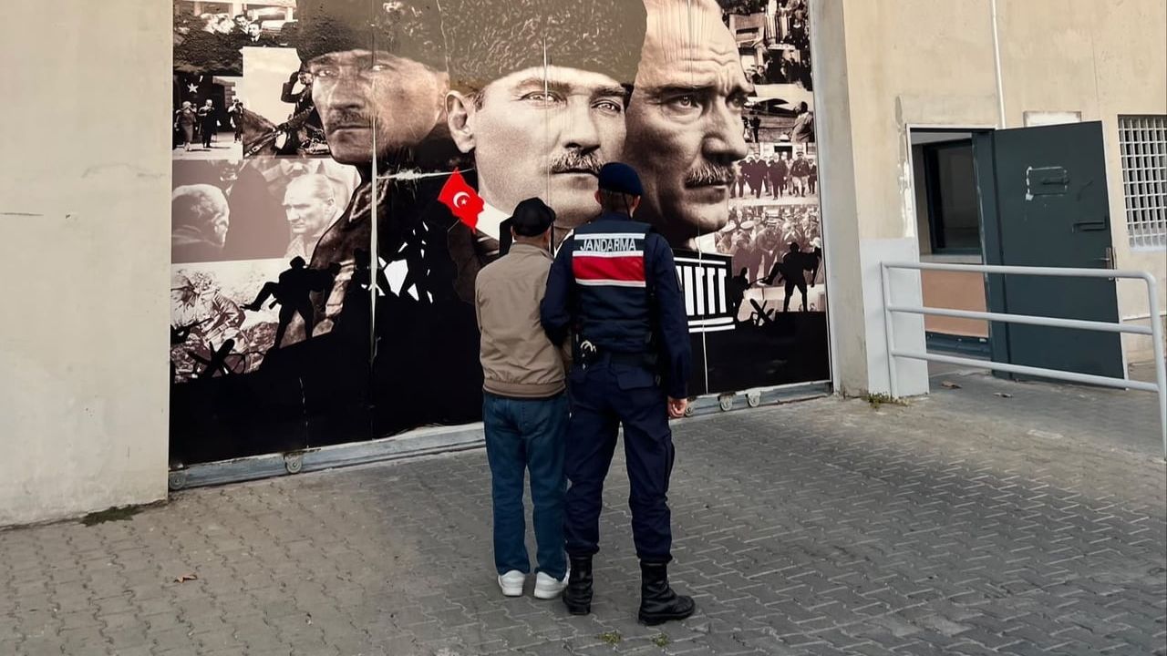 Manisa'da jandarmanın operasyonuyla aranan hükümlü yakalandı