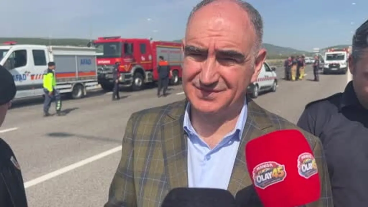Manisa'da otobüs kazasında vali sayıları ve durumu açıkladı