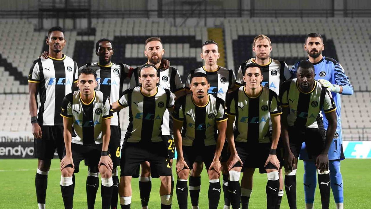 Manisa'da Sylla iki golle galibiyeti getirdi