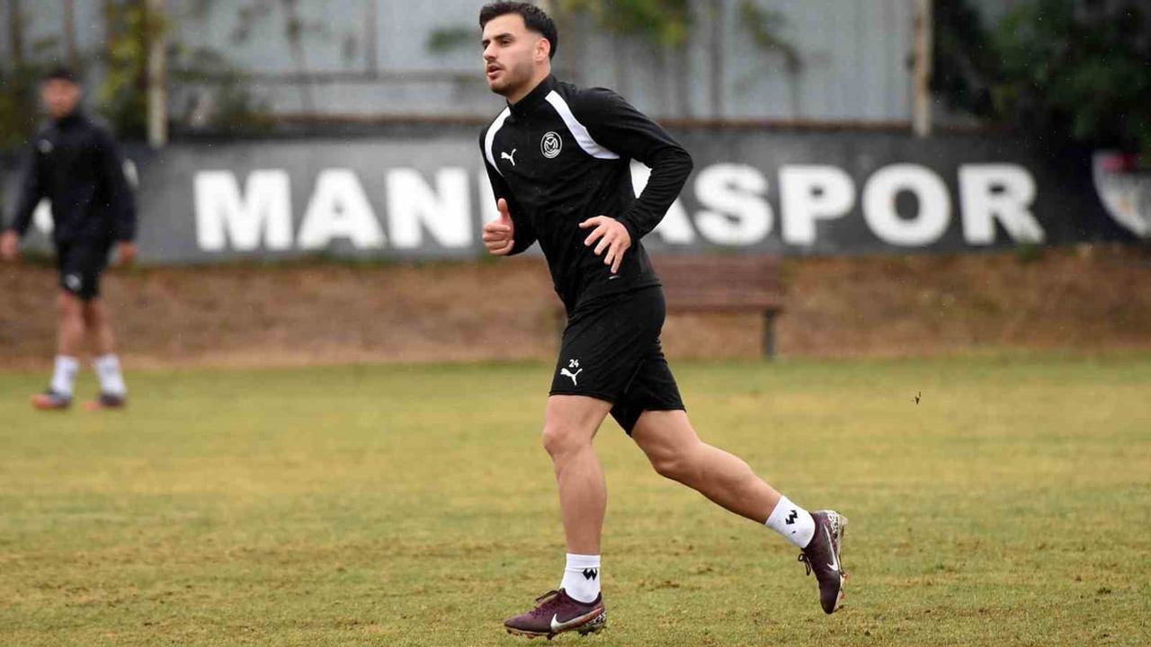 Manisa FK hazırlıklara başladı: Muğlaspor sınavı 19 Ekim'de