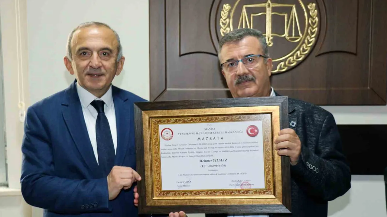 Manisa iş dünyasının güvenini yeniden kazanan başkan mazbatasını aldı