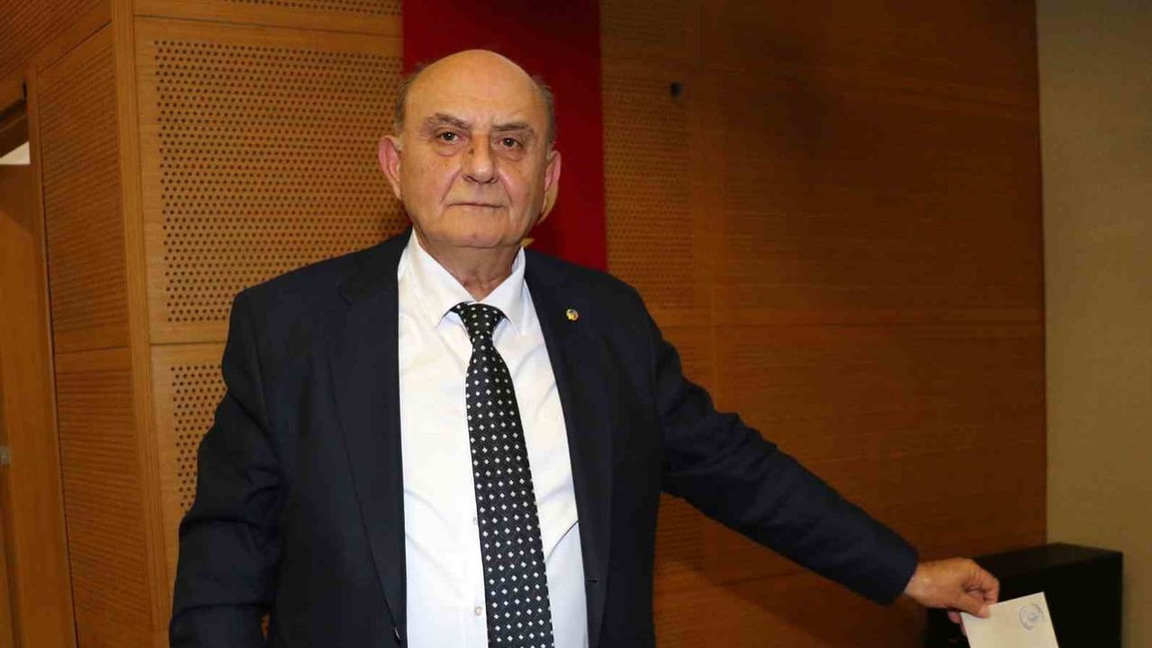 Manisa TSO'da birlik vurgusuyla Ümit Türek meclis başkanlığını sürdürecek
