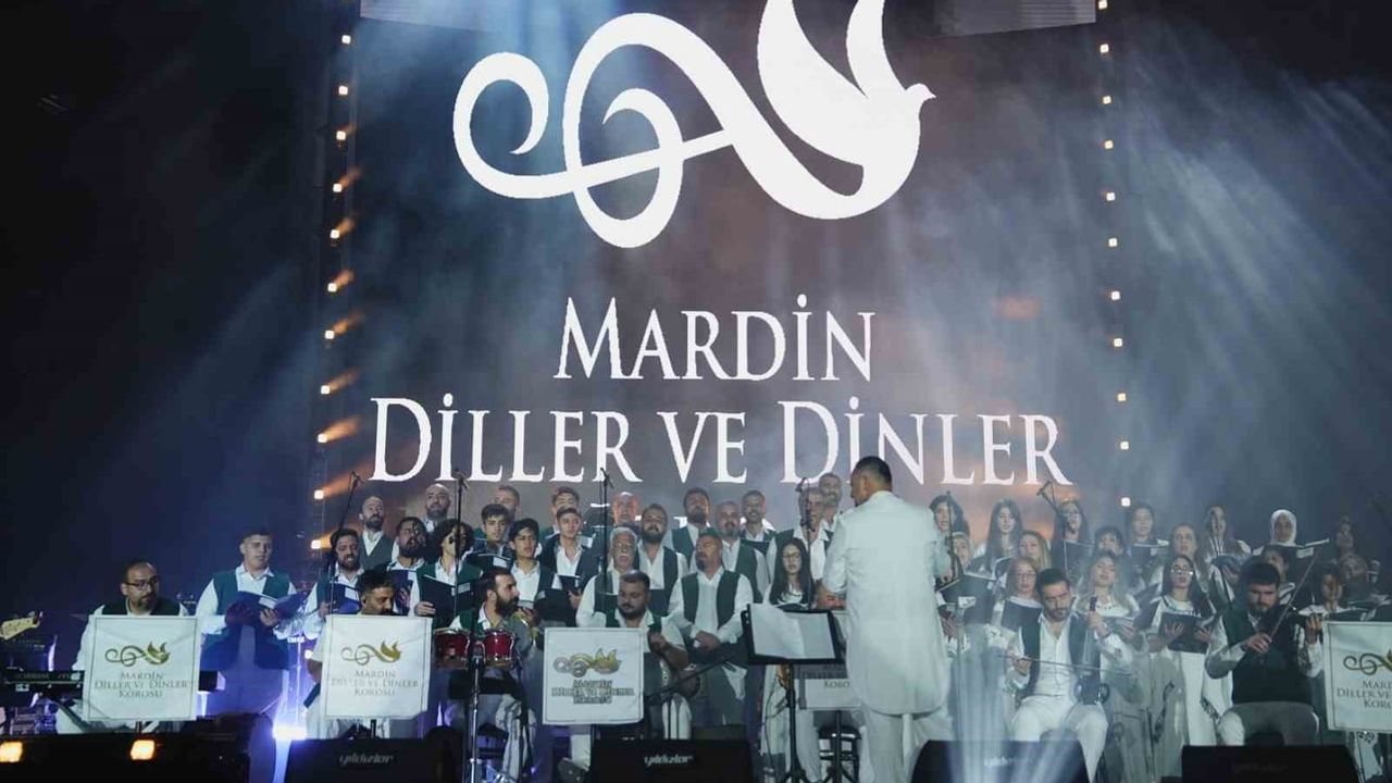 Mardin'in dillerinden yükselen ezgiler küresel bir akşam sundu
