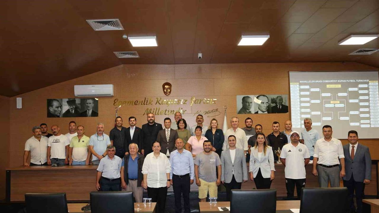 Marmaris'te mahalleler arası cumhuriyet kupası başlıyor