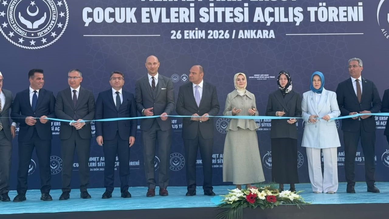 Mehmet Akif Ersoy çocuk evleri sitesi aile yanında büyüme hedefini pekiştiriyor