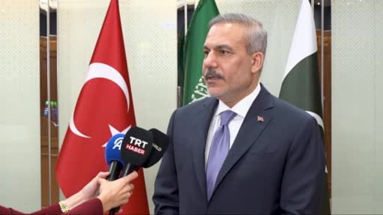 Mekke'de olağanüstü toplantı: Yemen-Suudi Arabistan denklemindeki gelişmeler ele alındı