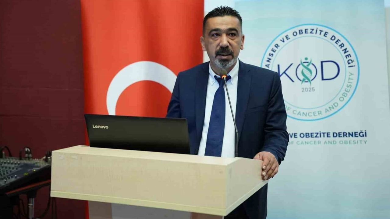 Meme kanserinde erken tanı vurgulandı: sempozyumda toplum ve bilim bir araya geldi