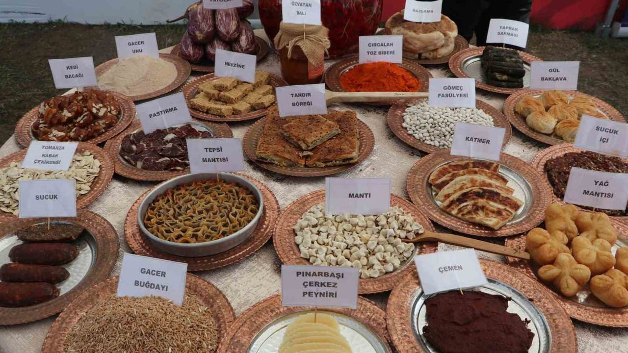 Merkez Park'ta lezzet şöleni: Adana festivalinin onuncu yılına yoğun ilgi