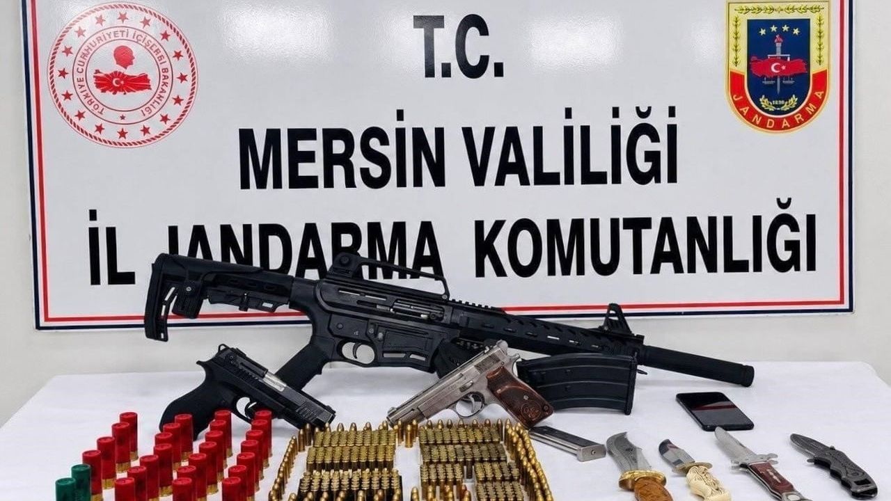 Mersin'de evinde silah ve mühimmat bulunan şüpheli tutuklandı