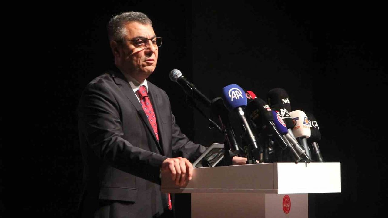 Mersin’de gençlerin coşkusuyle 29 Ekim kutlaması