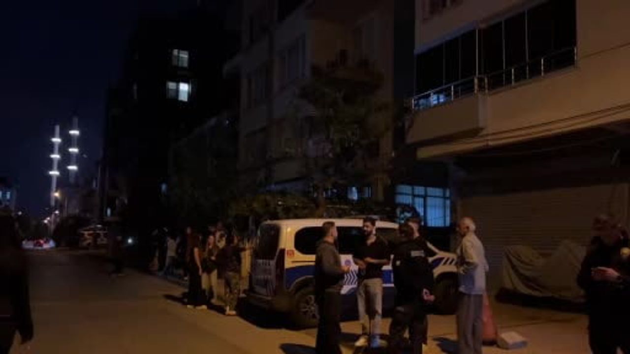 Mersin’de yağış sonrası zemin çökmesi: 40 kişi güvenlik gerekçesiyle tahliye edildi