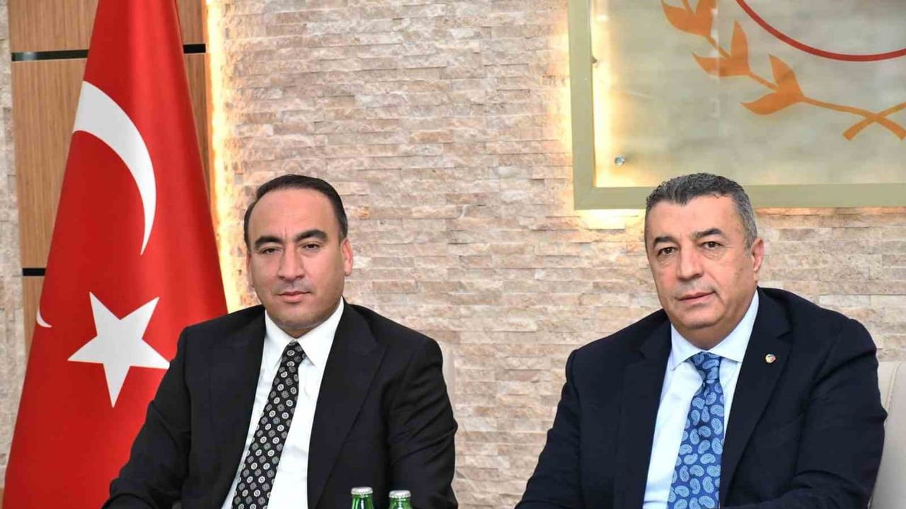 MİAD yönetimi Ramazan Özcan'ın üçüncü dönemini kutladı