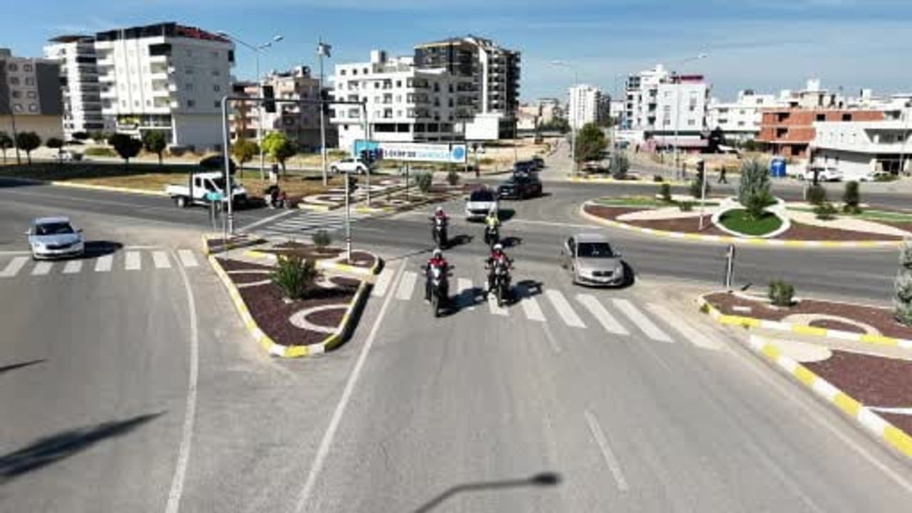 Midyat'ta miniklere umut dağıtıldı: 'gülümse Midyat, Umut Çocuklarda' altıncı etkinlikte yüzler güldü