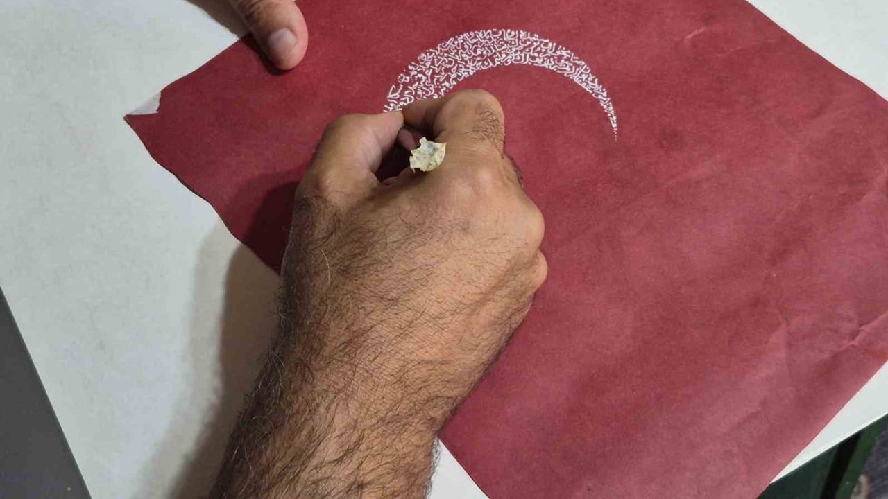 Mikro harflerin ustalığı: Gubârî ile sabır ve ince işçilik