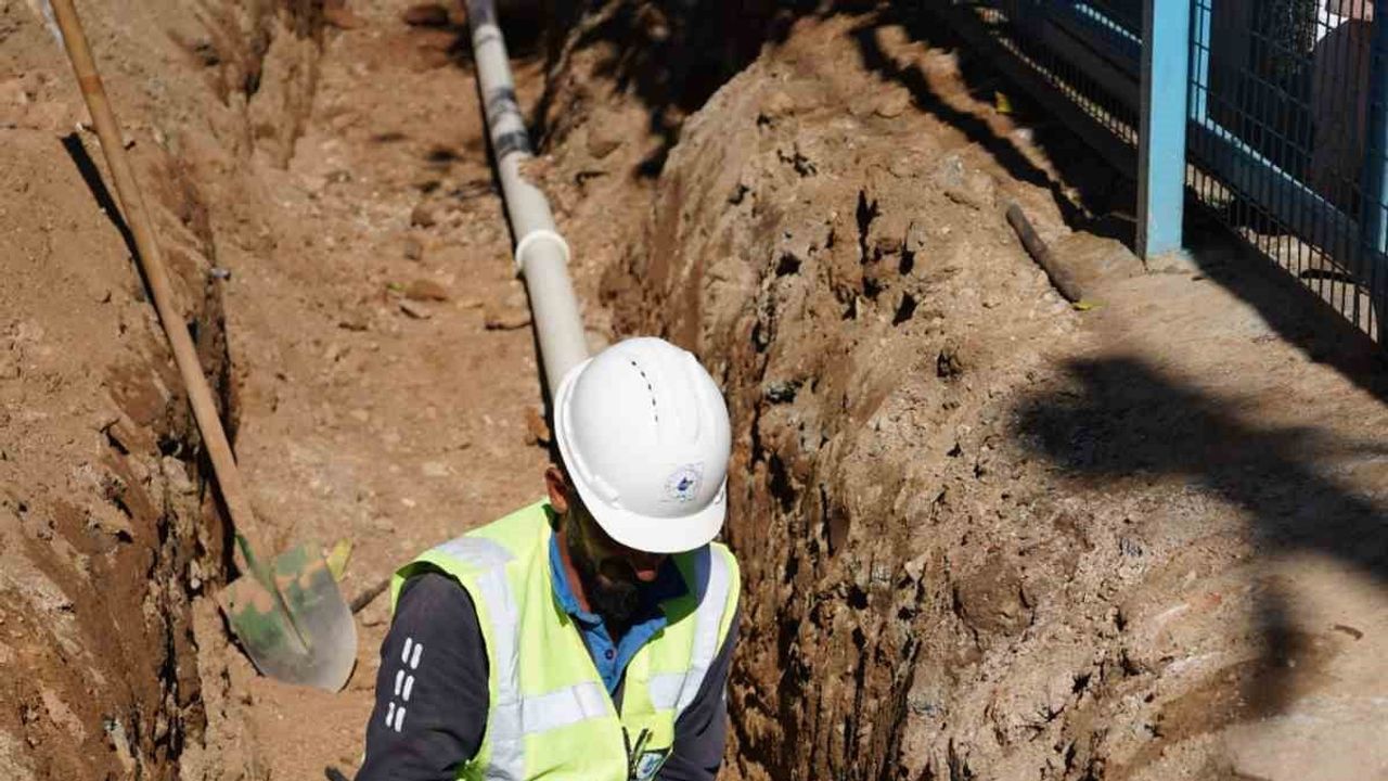 Milas Küçükdibekdere’de yaşam kalitesi hedeflendi: 5 bin 500 metrelik altyapı çalışması