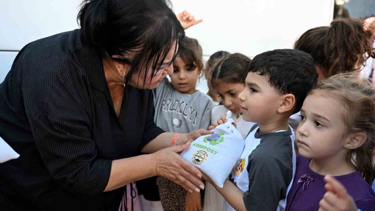 Miniklerle kompostla büyüyen çevre bilinci: Seyhan'da uygulamalı eğitim
