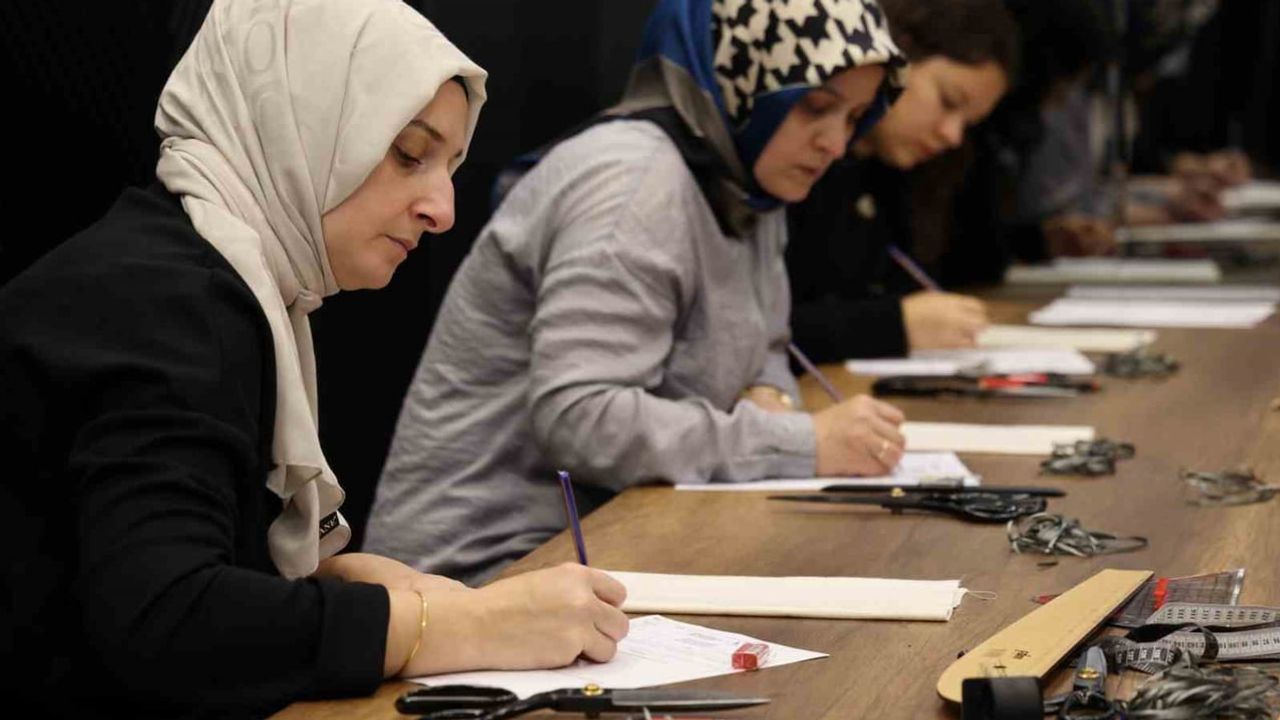 Moda Akademisi'nde yetenek sınavı ile 2026-2027 dönemi adayları belirlendi