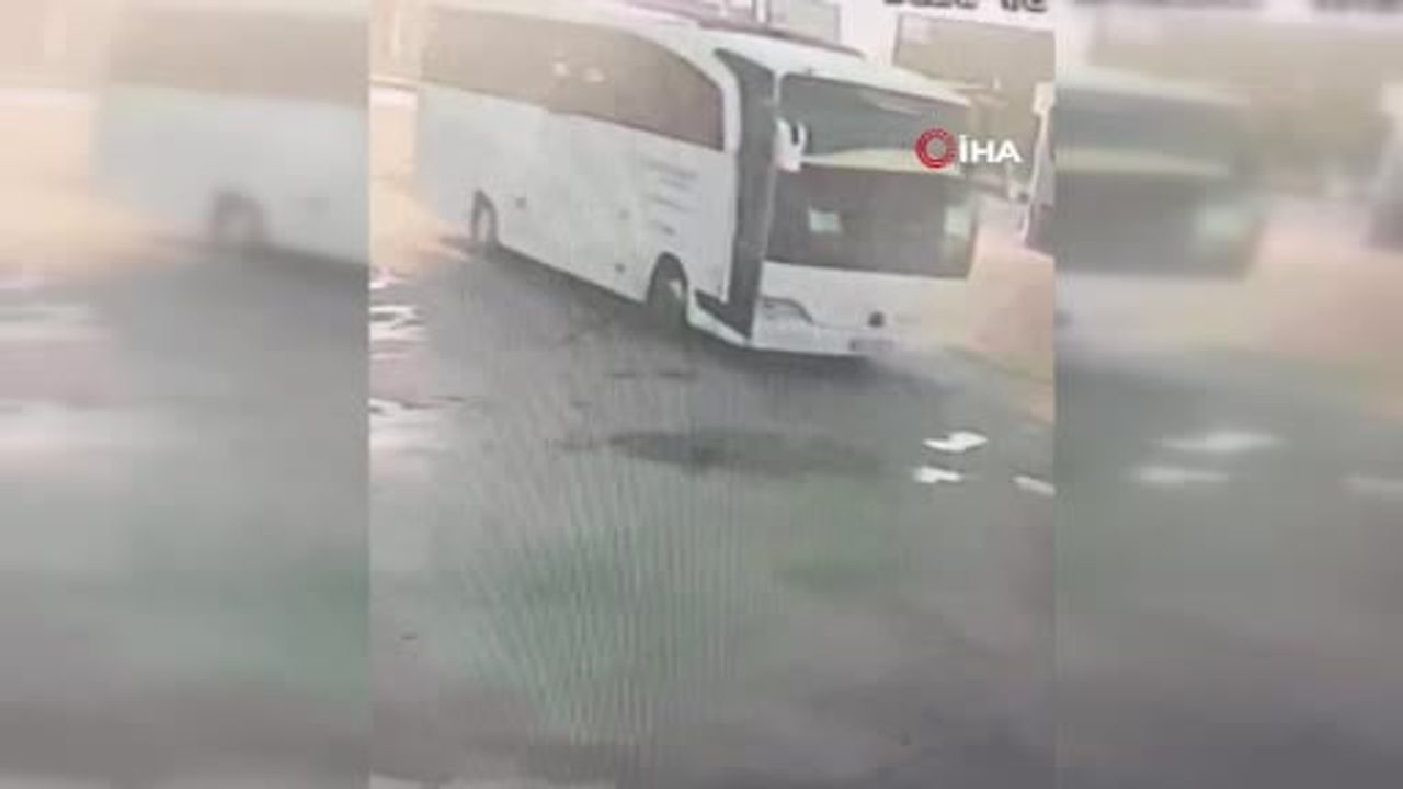 Mola kameraları kaydetti: Akhisar'daki otobüs kazasından önceki anlar