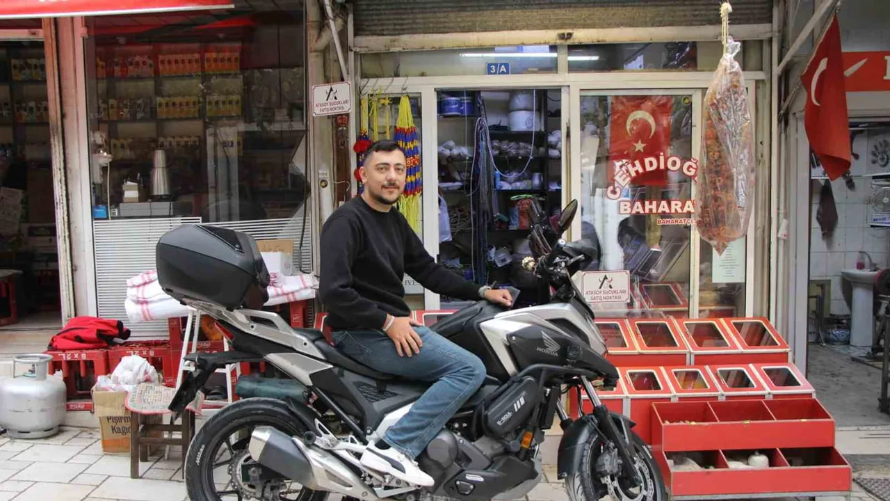 Motosikletle umreye giden amasyalı esnaf 6 bin kilometreyi anlattı