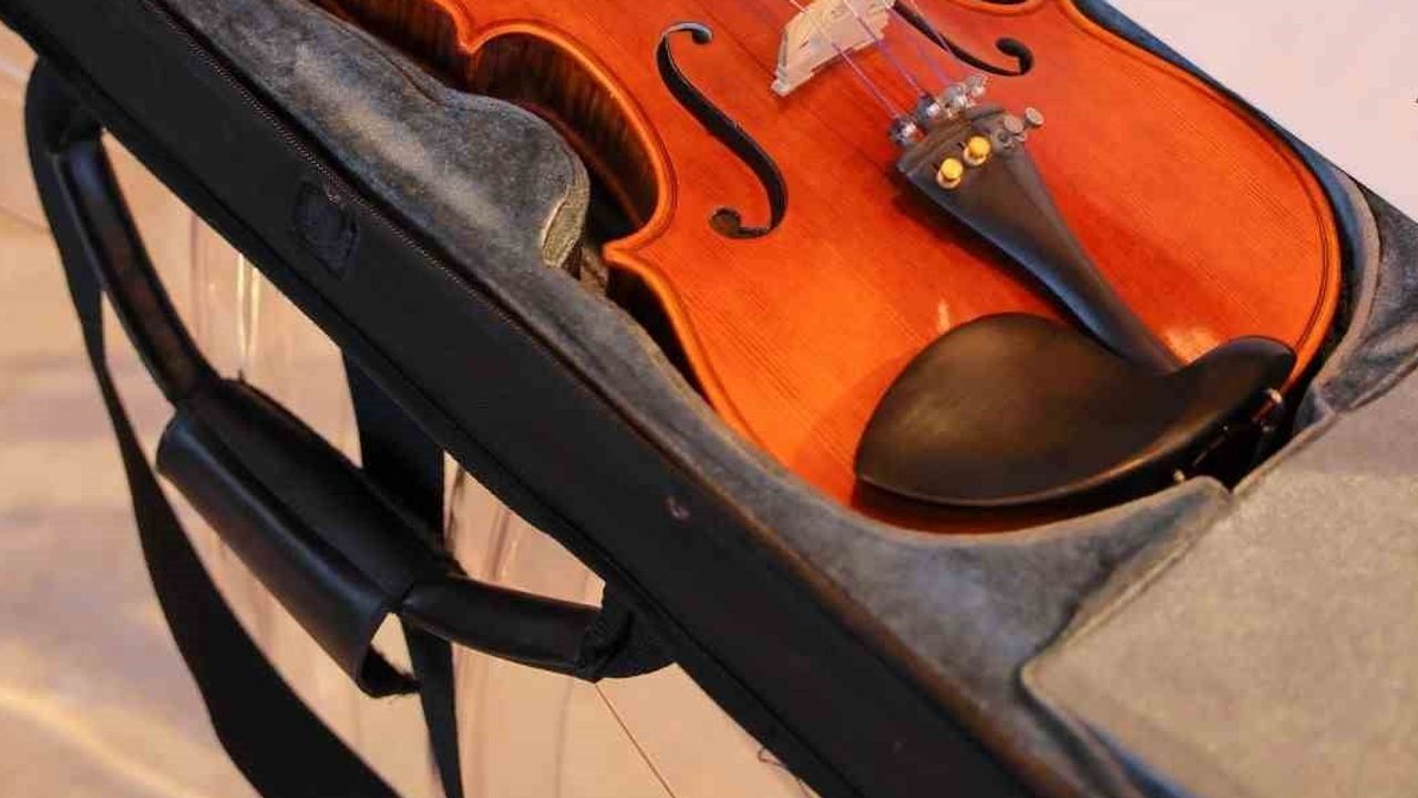 Mozart’ın Costa’sı İstanbul’da: nadir bulunan keman ilk kez sergilendi