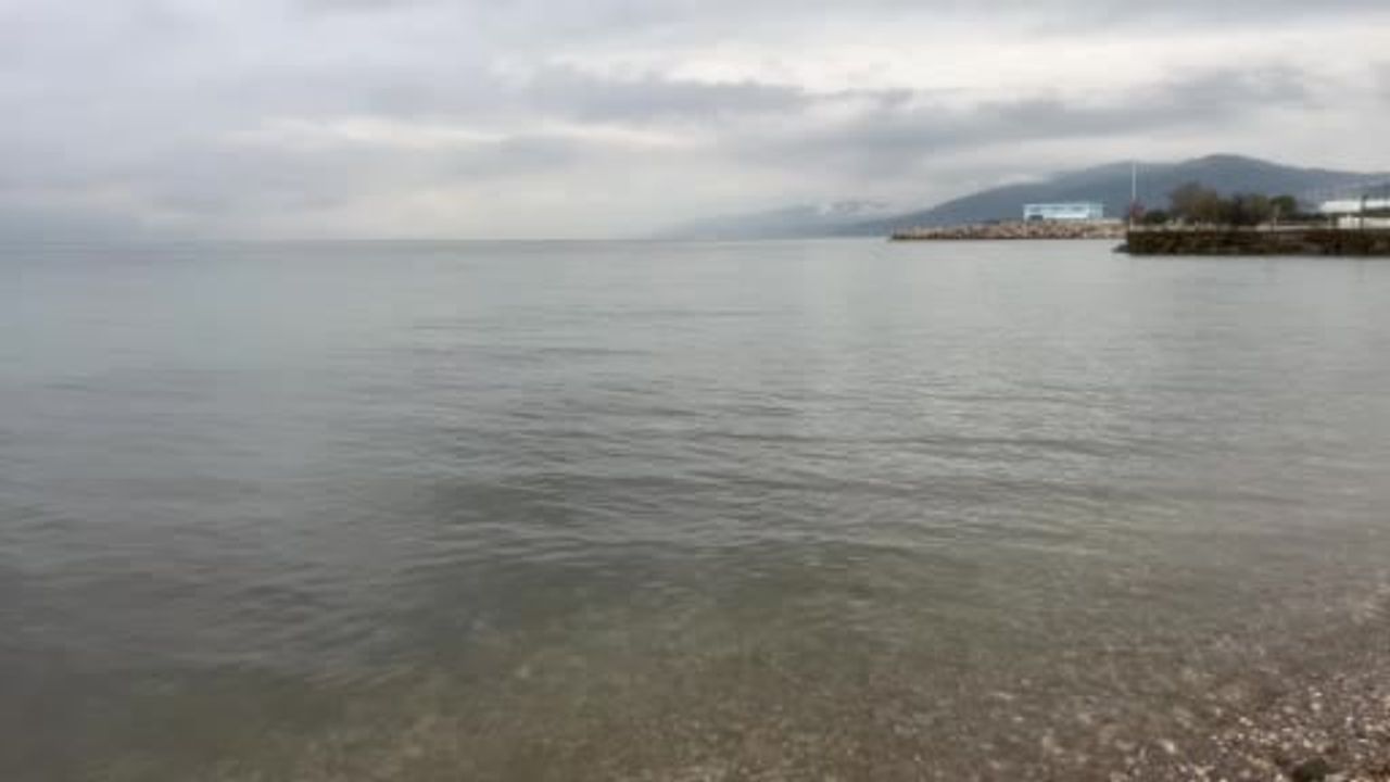 Mudanya sahilinde 67 yaşındaki kişinin ölümü ve üzerinde not bulundu