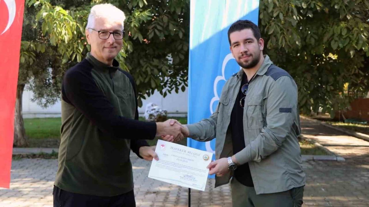 Muğla'da hava ekiplerine vefa: pilotlara teşekkür belgeleri verildi
