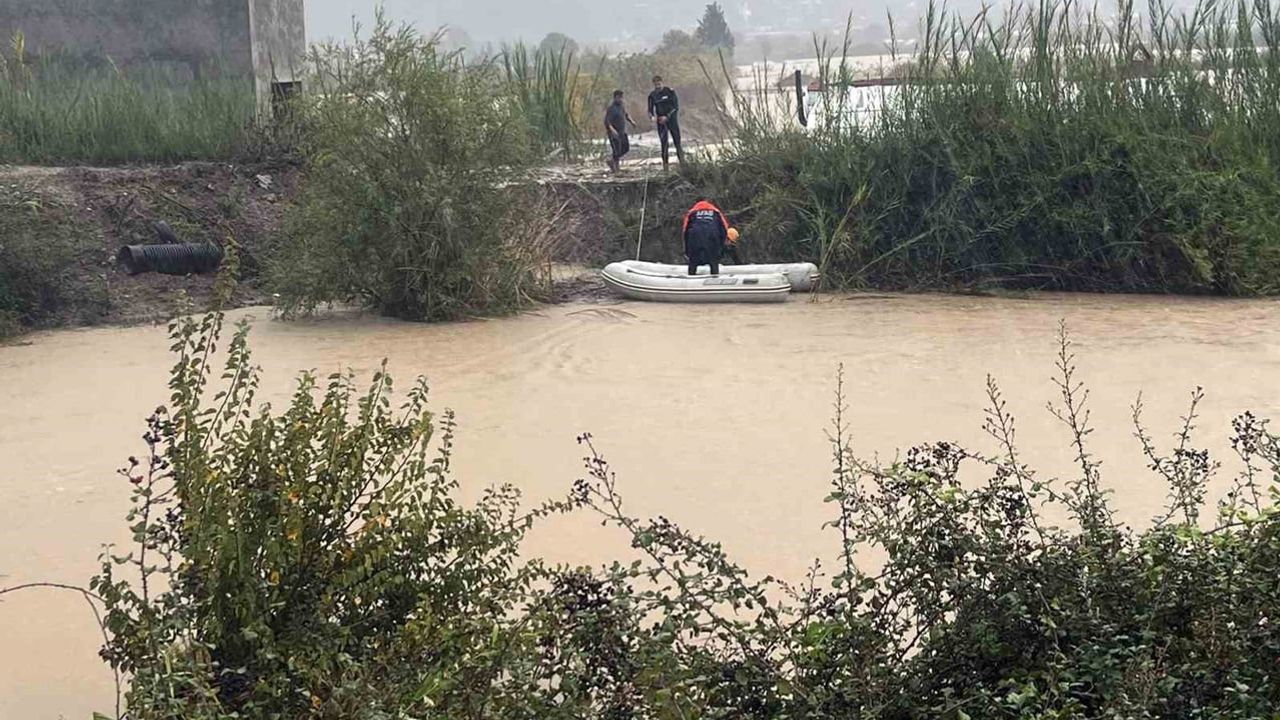 Muğla'da kurumlar sel ve heyelana karşı 7/24 sahada