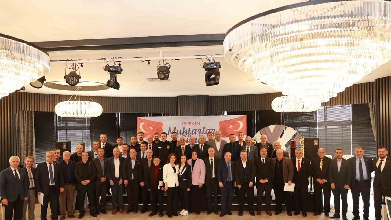 Muhtarlar Gebze'de yerel hizmetlerde köprü görevini vurguladı