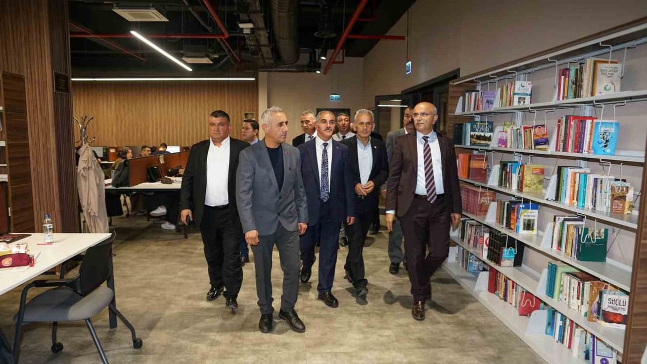Muhtarların teşekkür ziyareti: Er'den hizmet vurgusu