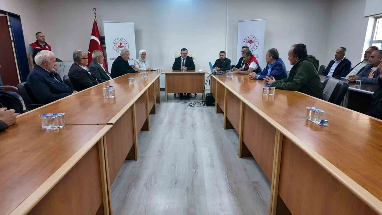 Muhtarlarla sahada: kahverengi kokarcaya karşı Kaynaşlı'da entegre hamle